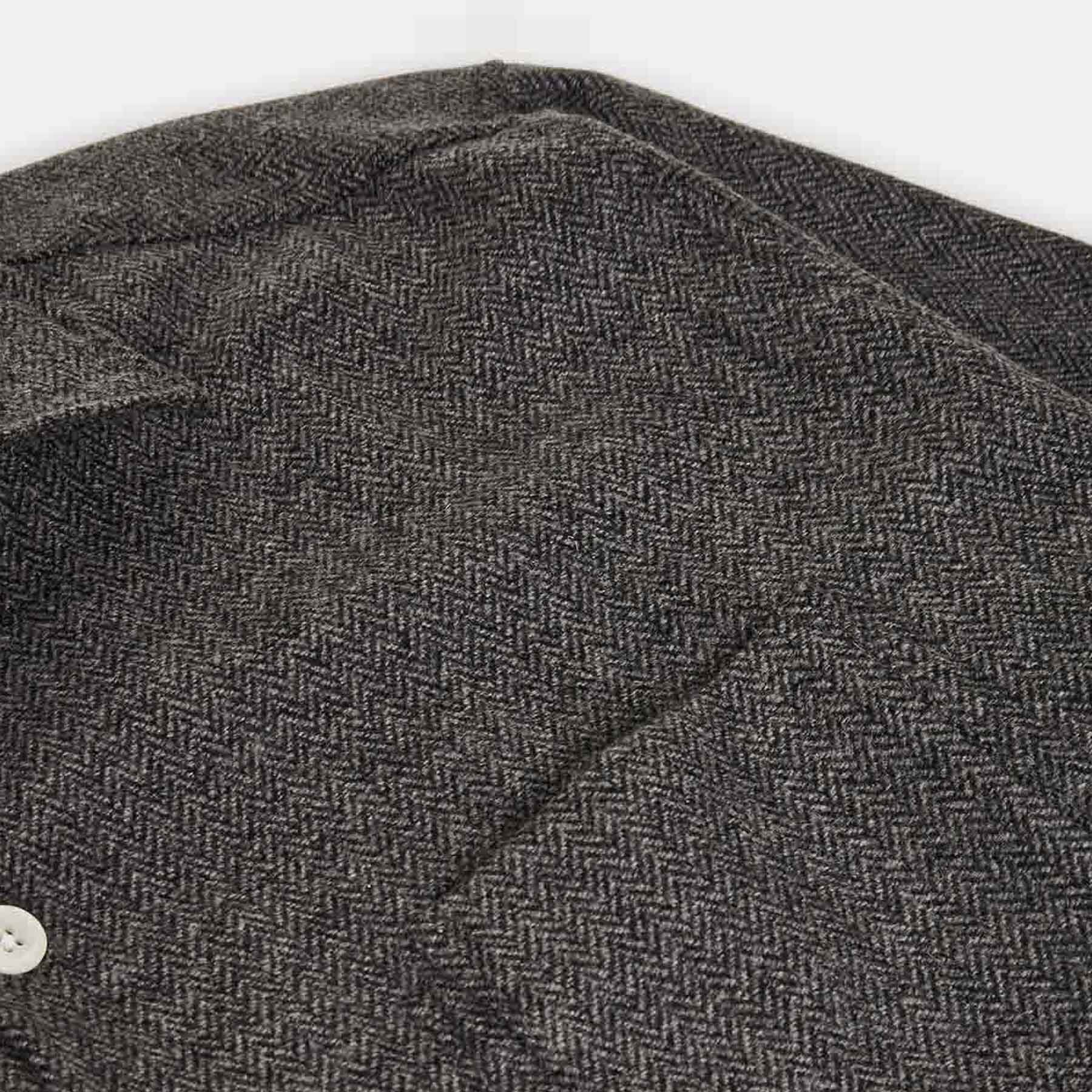 Long-sleeved overshirt