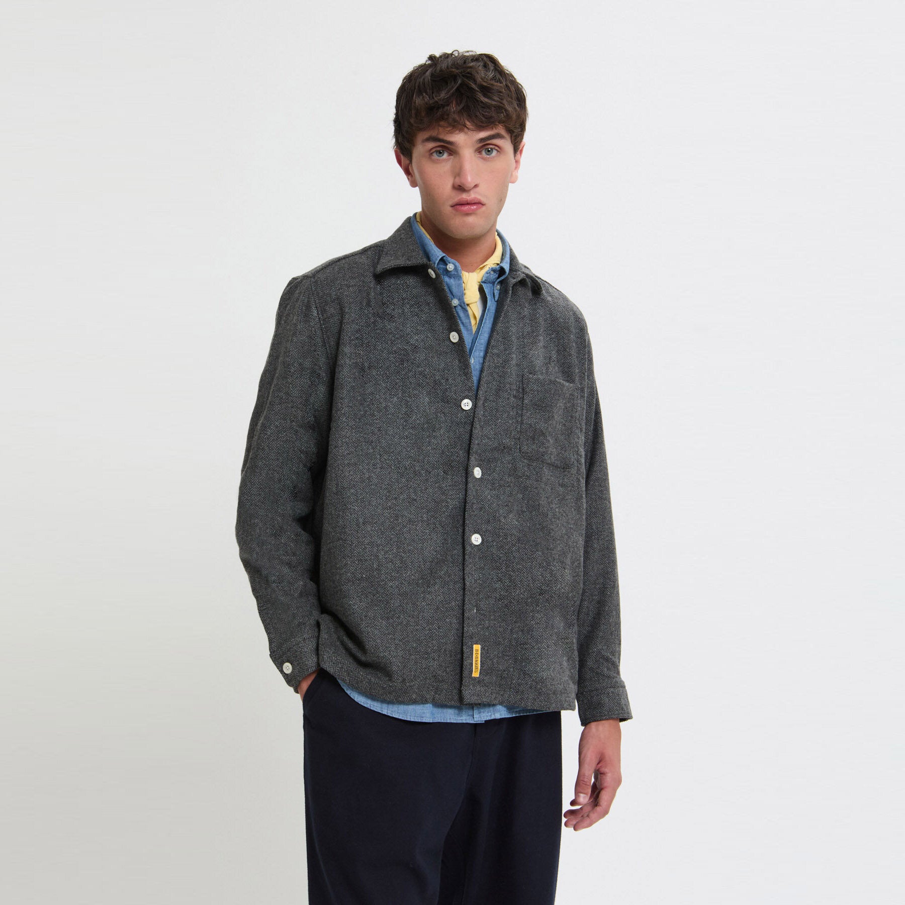 Long-sleeved overshirt